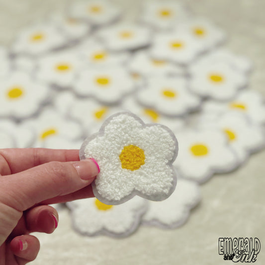 White Flower Chenille Patch - 302°